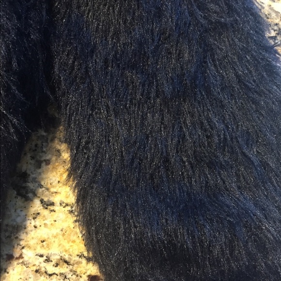 Urban Outfitters Elsa Fuzzy Sweater - Picture 9 of 9